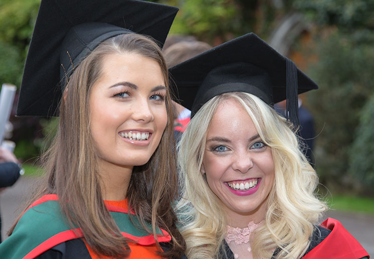2016 BSc in Biomedical Science graduates: Ciara Hayes and Jessica Neville.