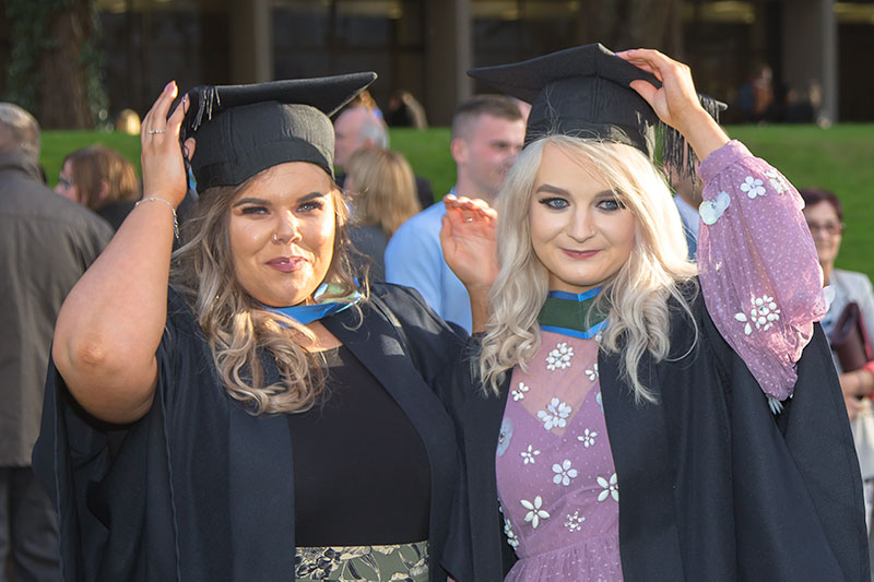 BSc in Biochemistry graduates of 2018: Katie Cooke and Roisin Cassidy, winner of the Art Champlin Gold Medal which is awarded annually to the top student graduating BSc (Hons) in Biochemistry. 