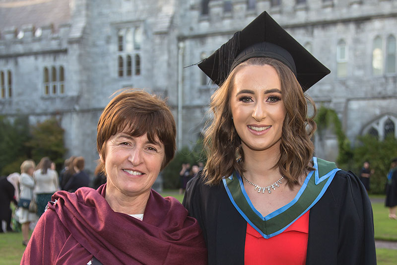 BSc (Hons) in Biochemistry graduate of 2018: Orla Brosnan with her Mum.