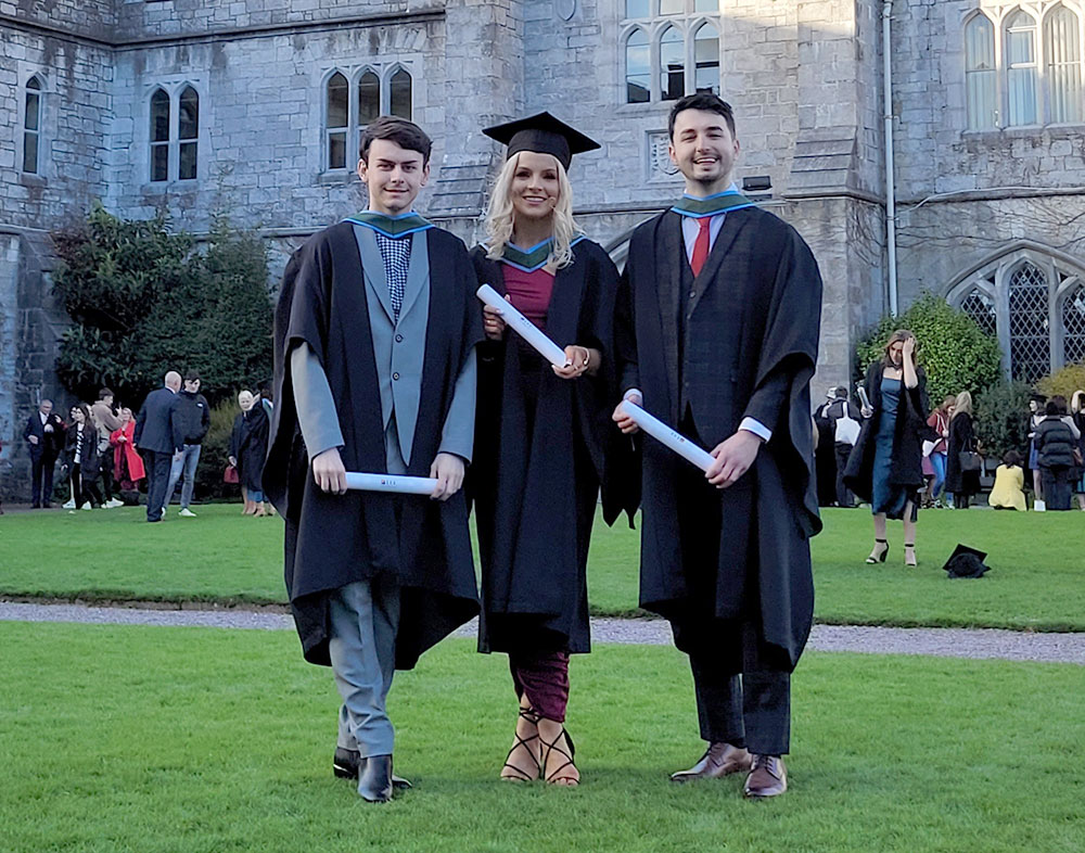 2021 BSc in Biochemistry graduates: Neil O'Sullivan, Amy O'Reilly, and Jordan O'Donoghue.