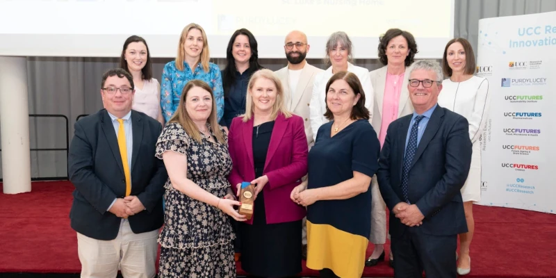 In-Touch Study, co-coordinated by Prof. Suzanne Timmons, receives the award for Research Team of the Year at the 2023 University College Cork Research and Innovation Awards.
